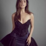 Yami Gautam Instagram - It's time to celebrate! 💫🤩 #AThusdaysuccessparty Styling: @amitaggarwalofficial @simsumfinejewelry @allialrufai @shubhangini_gupta Hair @sajzdot Makeup: @mitalivakil Photographer: @kadamajay