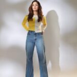 Yami Gautam Instagram - OOTD for #Dasvipromotions. Let me know if I've passed or failed! 🙈😀 Styling: @alliaalrufai @shubhangini_gupta @summersomewhereshop Makeup: @mitalivakil Hair: @sajzdot Photographer: @shivamguptaphotography