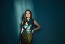 Yami Gautam Instagram - Dress up, show up and slay it!😇 @elleindia #awardnight Outfit - @amitaggarwalofficial Rings - @mahesh_notandass Heels - @louboutinworld STYLED - @shaeroy PHOTOGRAPHER -@kadamajay HAIR BY - @sajzdot MAKEUP - @mitalivakil EDITORIAL ASSISTANT - @alizaafatmaa ASSISTED BY - @priyuta_ (styling) @shradhajaiswal24 (makeup)