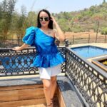Aanchal Munjal Instagram – Loving this colour a lil too much these days ! 🤪💙
PS – Absolutely loveddd the much needed getaway in @aashiyaanaavillas 🤩 Uh-mazinggg property & hospitality !!! 🧚🏻‍♀️
Wearing @beperkt_official 🦋