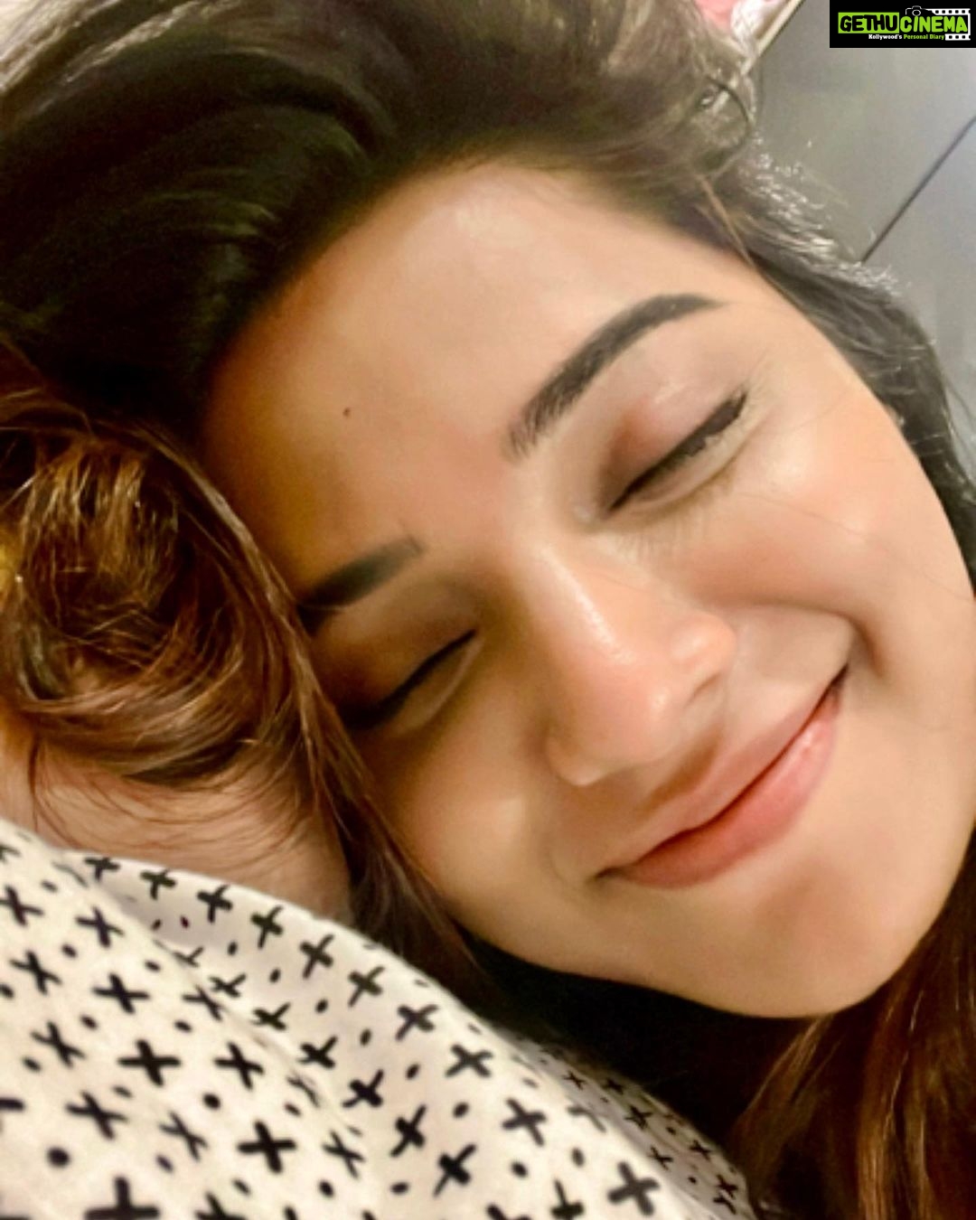 Aathmika Instagram - Just a few moods out of my 1000 mood swings I get before hitting the bed ☠️