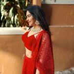 Adah Sharma Instagram – RED is for …… ?
Horror movie fans SWIPE to the last pic at your own risk 🦝🦍
.
.
.
.
.
Styled by @juhi.ali 
Wearing @ranbirmukherjeeofficial @rubansaccessories 
💪 @jagats38
.
.
#100YearsOfAdahSharma #adahsharma