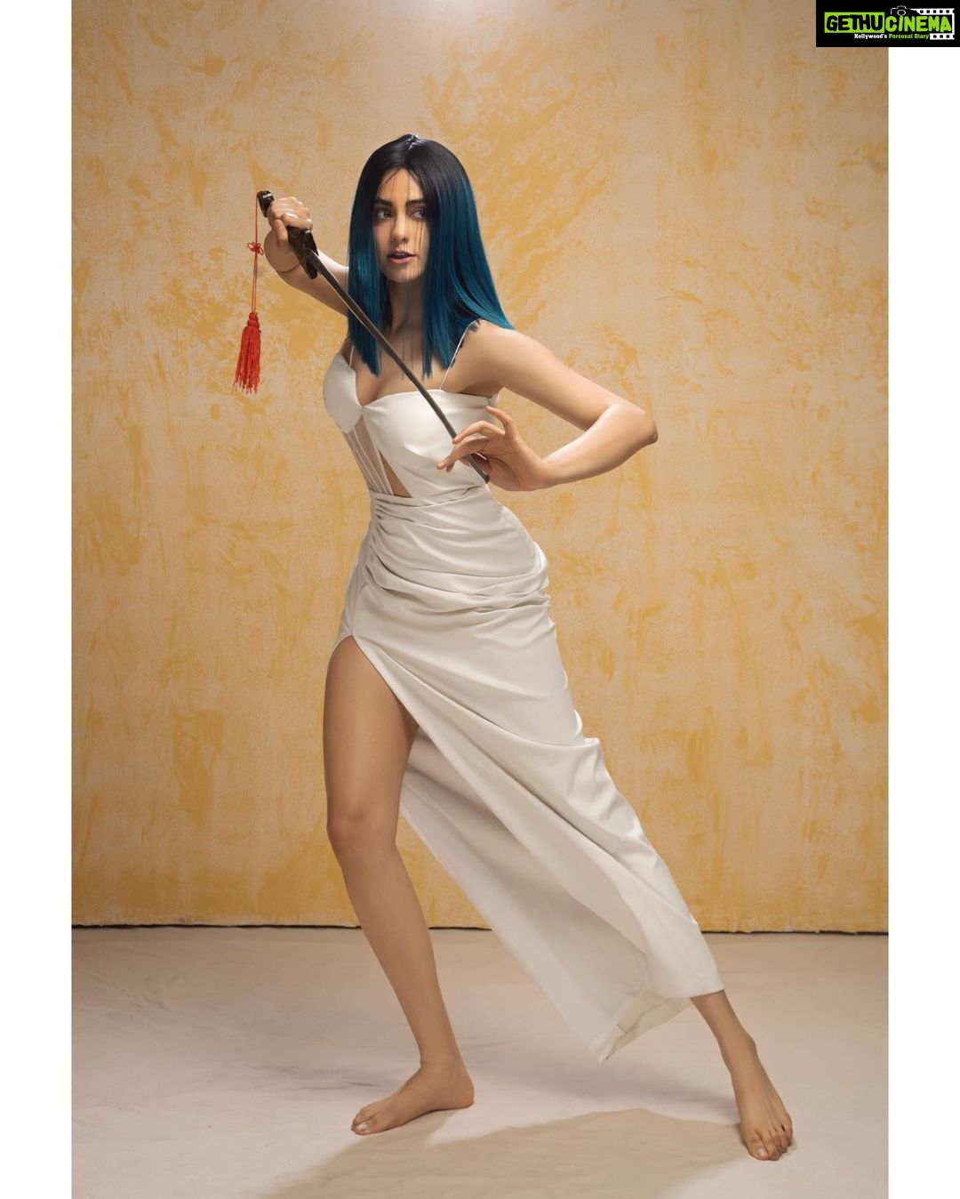 Adah Sharma Instagram - Which Sabzi needs to be cut today ? Bhindi Aalu? π
ππ‘π€ΊβοΈ Adah Ki Adah 007 #WhenMyMammaAsksMeToHelpInTheKitchenLol . . . πΈ @faizialiphotography Styled by @juhi.ali Hair @snehal_uk Wearing @tabeerindia @triptigoy πͺ @jagats38 #100YearsOfAdahSharma #adahsharma #sword
