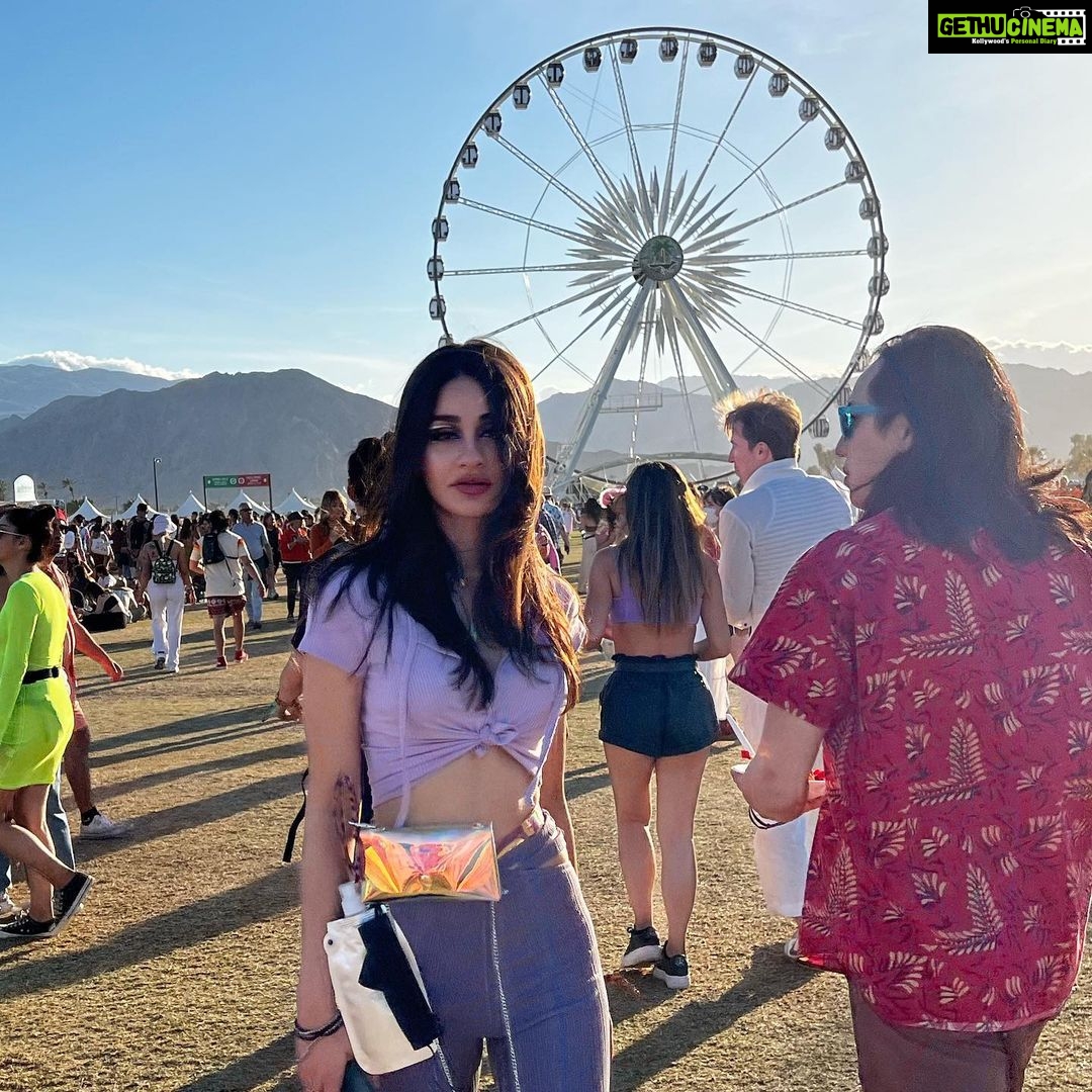 Aditi Arya - 15.2K Likes - Promise I tried not to influenza @coachella