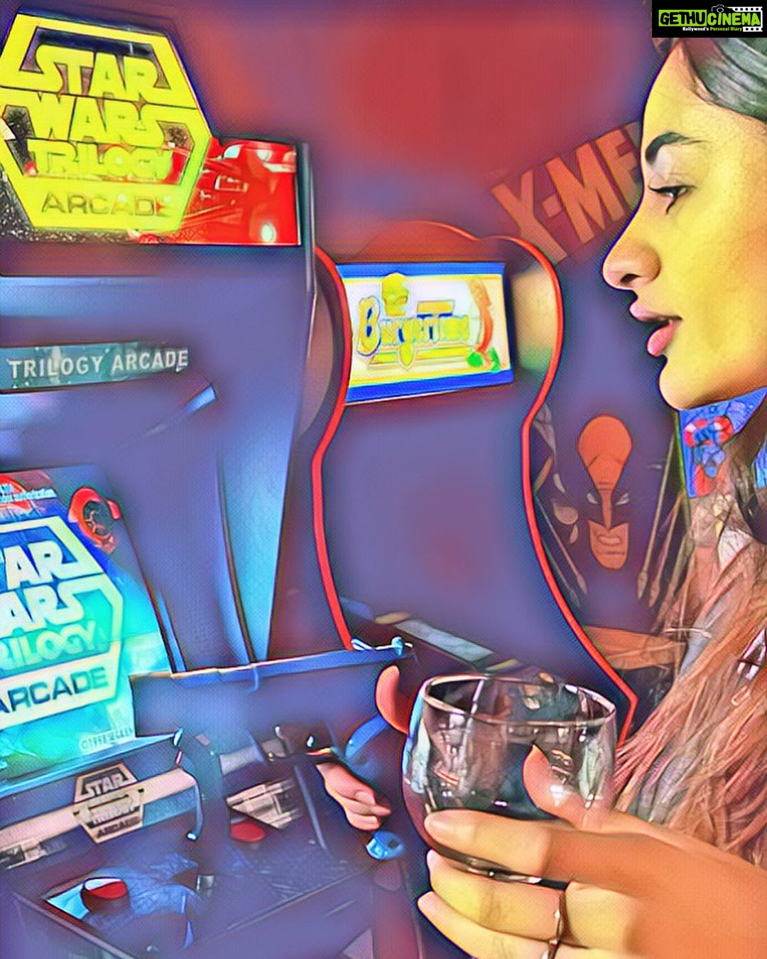 Aditi Arya Instagram - Casual zombie murders on one hand, empty calories on the other. Barcade - New Haven