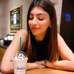 Akanksha Puri Instagram - Love is in the air and it smells like COFFEE 😍❤️ . . #youandi #coffee #starbucks #india #instagram #instagood #reelitfeelit #goodvibes #picoftheday #photooftheday #life #love #lifestyle #beauty #happy #smile #fitness #me #girl #beingme #❤️