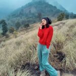 Amala Paul Instagram - Head to the mountains once in a while. The cold warms up your heart. ♥️❄️ #thehills #quickbreak #stopandobserve #smelltheroses #warmth