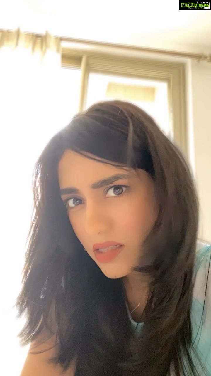Amrita Rao Instagram - Tere Liye Yaara 😉💜