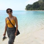 Anisha Victor Instagram - Mumbai humidity got me missing Havelock humidity…Physically here, mentally there. ☀️🌊⛱🍍 #throwback #frizzyhair #island #islandlife #havelock #portblair #andamans #andamanislands #andamanandnicobar #nicobar #neilscove #beach #sun #humidity #amazing #beachlife #beauty #beachvibes #beachphotography #beachday #beachbum Havelock Island