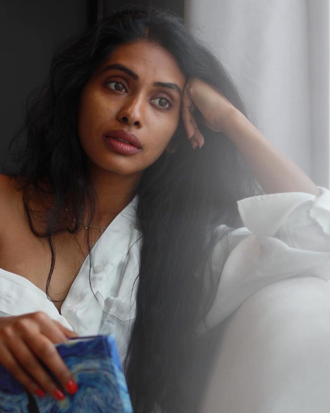 Anjali Patil Instagram - Summer in Colours. 📷 @sat_narain