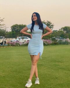 Ankitta Sharma Instagram - bloomin’ 🦋