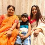 Antara Biswas Instagram – Shubho Nabobarsho 🙏🙏🙏… Just A Year Back on This Day ❤️❤️…. A Throwback one But The Best One 😍😍… 
#family #love #happiness #shubhonababarsho #bengalinewyear #poilabaishakh #throwback