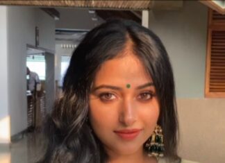Anu Sithara Instagram - #vanitha @vanithamagazine Stylist @pushpamathew28 Costume @khajuraho_boutique_ Mua @femy_antony__ Click @basilpaulo.in Location @mountainshadowswayanad Assistant @sharath_8686