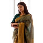 Aparna Balamurali Instagram - 💚 Shot by my fav @_pixel.ninja_ ! ✨ Wearing this beautiful saree from @thebrandstorebyfebitha 💚 Styled by @styled_by_gk 💕