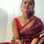 Aparna Das Instagram – 🦚
.
Saree by @tamairafashion