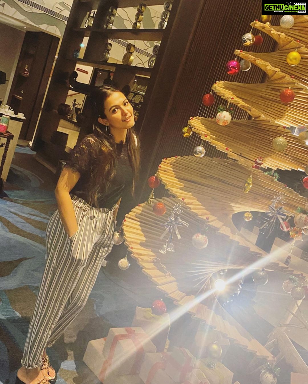 Aparna Das Instagram - Have yourself a Merry little Christmas, let your heart be light. 🎄