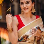 Aparna Das Instagram - My Favorite attire 😍 Thank you @unni_salim for these pictures 😍