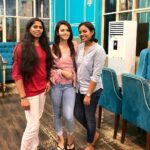 Aparna Das Instagram - Spending my New Year with so much positivity 😊♥️ Warmest thoughts and best wishes for a Happy New Year. May peace, love, and prosperity follow you all always. So much love ♥️