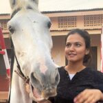Aparna Das Instagram - Eye contact 🥰