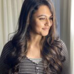 Aparna Das Instagram - Trying without filter or makeup for a change 😜 📸 @shanishaki 💇🏻‍♀️ @sajithandsujith
