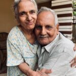 Aparna Das Instagram – Brother sister love 💕 
#grandpa #hissister #happyfaces 😊