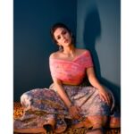 Aparna Das Instagram - I wonder what I look like in your eyes. ✨✨✨✨✨✨✨✨✨✨ Photography: @anandu_g_prakash @agpphotographyy Costumes : @dhaga_brand Styling : @zohib_zayi Makeup : @shibin4865 Retouch : @deejeshmadanan Jewelry : @macsjewelry