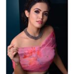 Aparna Das Instagram - Keep doing what u Love. ♥️ ✨✨✨✨✨✨✨✨✨✨ Photography: @anandu_g_prakash @agpphotographyy Costumes : @dhaga_brand Styling : @zohib_zayi Makeup : @shibin4865 Retouch : @deejeshmadanan Jewelry : @macsjewelry