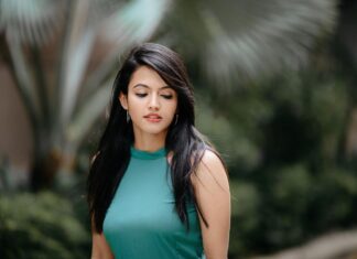 Aparna Das Instagram - Follow your dream ✨ Pc - @ratheesh_mohan_photography Costume -@zivogue