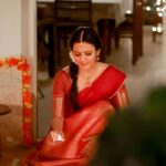 Aparna Das Instagram - Happy Diwali 🪔 Pc : @justinaugustin.konuparambil