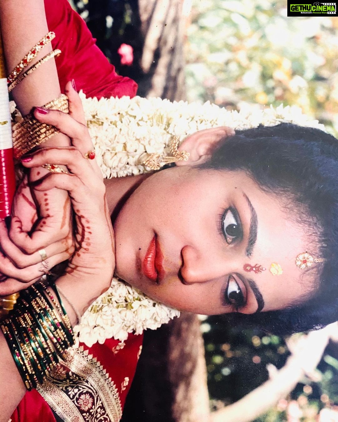 Aparna Das Instagram - Swipe left ➡️ Just Amma & Me 👩👧