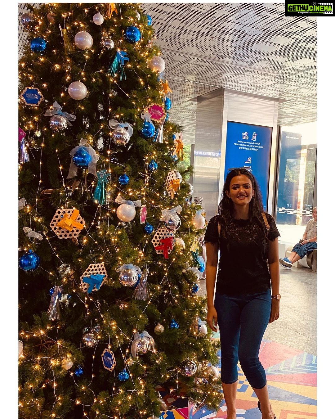 Aparna Das Instagram - Another one 🎄♥️ Mahanakorn Sky Walk