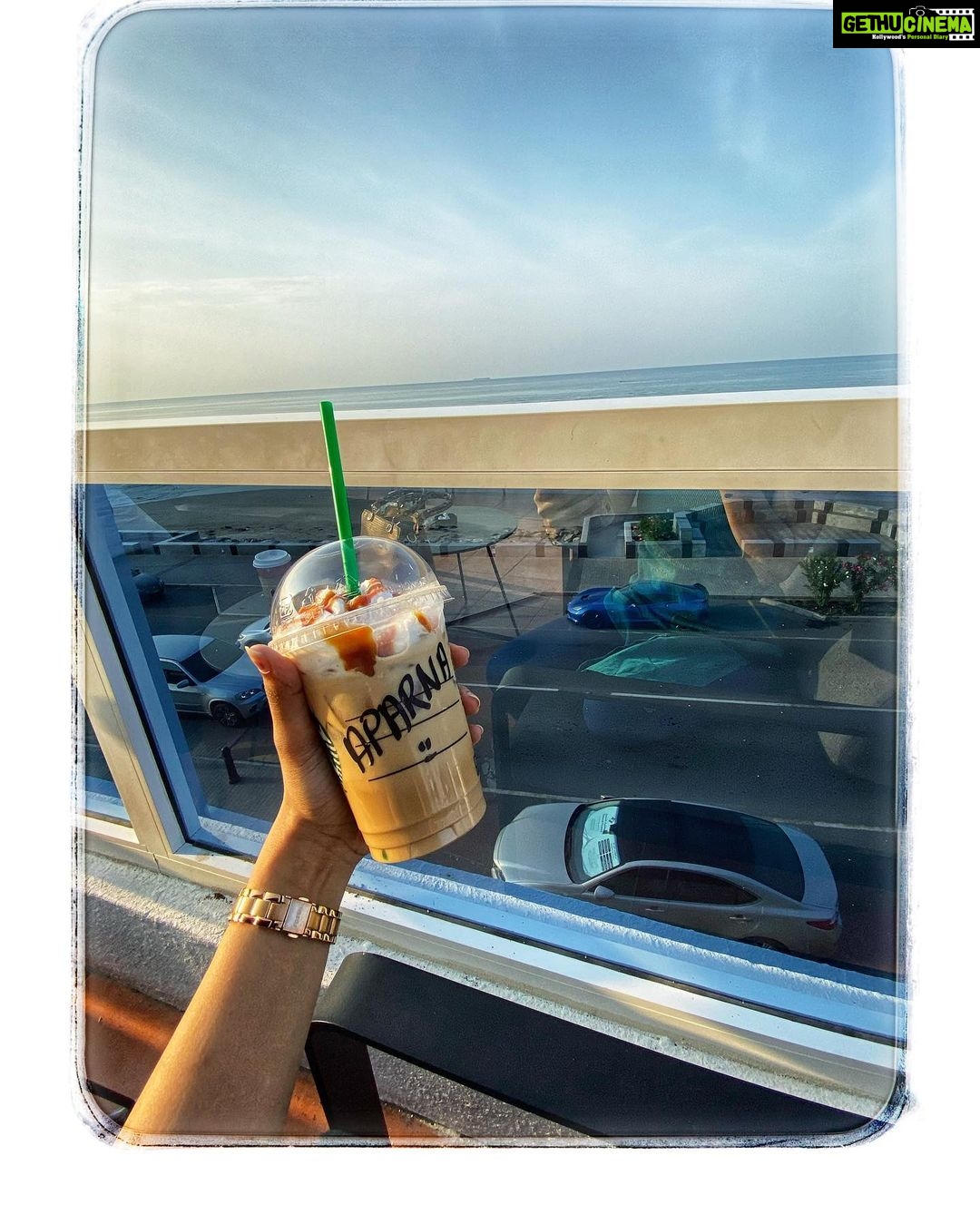 Aparna Das Instagram - Good day feeling 😊 ( when star bucks get ur name right) Swipe left to see my videography 😎😝 Muscat, Oman