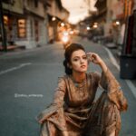 Aparna Das Instagram - 😎 . . Photography @vishnu_whiteramp 💕 Costume @idhika_dsgns @safadzain Styling @Zohib_zayi Makeup @sintocky Special credits @__keerthana_s #kochi #shoot #bedifferent #ontheroad #idc