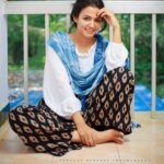 Aparna Das Instagram - 🦋🦋🦋🦋 Photo credit: @anwartzp @taazaap_studioz 🥰 Special credits : @kuppiyum_paatayum ❤️ @ashkarlee 💕 #shoot