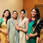 Aparna Das Instagram - And yesss.. 😍😍 My chabu is hitched 😘 When nami got married i knew next was you. Now I am predicting next would be me 😝 lets see 😂 @shabana_abdul_kareem @shalet_ann @namijk @_apurva_raj #godbless #happymarriedlifelove #bestiewedding