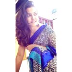 Aparna Das Instagram - Mom's saree 😁 #oldpicture #saree #love