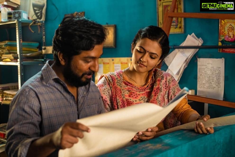 Aparna Das Instagram - Pictures from #Manoharam which I always wanted to post. Memories to cherish forever ❤ #manoharam #behindthescenes #vineethsreenivasan
