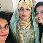 Aparna Das Instagram - And yesss.. 😍😍 My chabu is hitched 😘 When nami got married i knew next was you. Now I am predicting next would be me 😝 lets see 😂 @shabana_abdul_kareem @shalet_ann @namijk @_apurva_raj #godbless #happymarriedlifelove #bestiewedding
