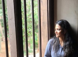Aparna Das Instagram - Varikkasseri mana 😊 Varikkassery Mana