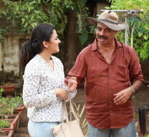 Aparna Das Instagram - Helloooo everyone 😁😁😁 Sooooo... I have done my first baby step to my biggest dream. Soo lucky to be a smalll part of the movie 