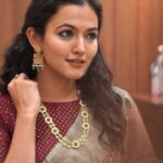 Aparna Das Instagram – Jewelry is the most transformative
thing you can wear.
And I love how each jewelry from @dcjewellers.official
changes the look of the saree I’m wearing ….. from
statement jewelry to traditional jewelry. They have an
amazing range of collection at very reasonable price
Feel good and look good with @dcjewellers.official
Find your unique piece at @dcjewellers.official , Thrissur
Makeup and hair styling : @makeupbysanakbarsha
👗 @zohibzayi
#goldjewellery#jewelry#jewellerydesign#jewellery