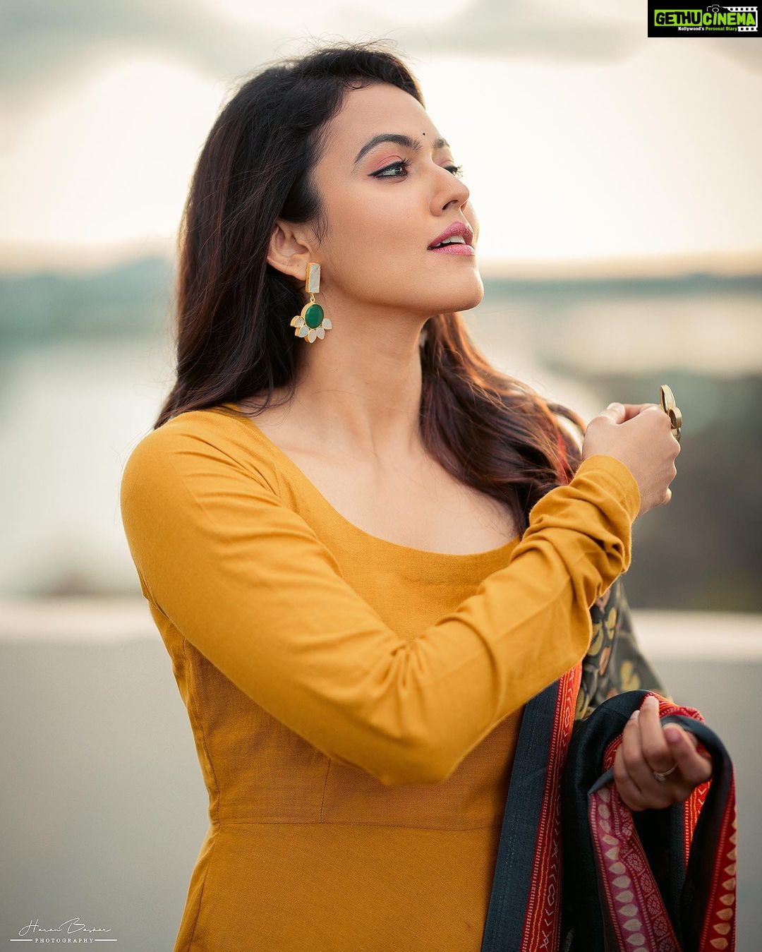 Aparna Das - 134.9K Likes - Most Liked Instagram Photos