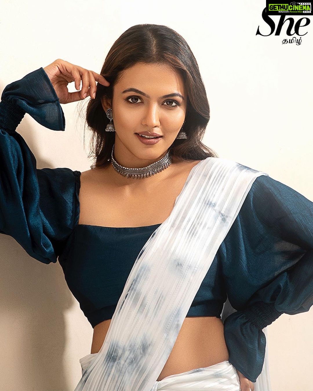Aparna Das Instagram - She ✨ . Magazine: @she_india (Tamil) Publication: @cherieamour.in Founder: @its.manikandan Photography: @stagecraft.photography Visuals & cuts: @storiesbypreetham Styled by: @indu_ig MUA: @abhirami_mua Outfit: @beufashions Hairstylist: @vyshalisundaram_hairstylist Jewelry : @nira_jewellery Footwear: @taaramitraofficial Studio: @vybn_studio