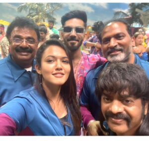 Aparna Das Instagram - Some BE’a’ST days of my life ❤️
Thank you @nelsondilipkumar for this great opportunity. You are one of the best directors ever.. :) Happy that I met all these people in my life. Will treasure these moments close to my heart.. 

#BEAST