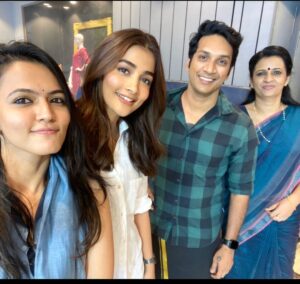 Aparna Das Instagram - Some BE’a’ST days of my life ❤️
Thank you @nelsondilipkumar for this great opportunity. You are one of the best directors ever.. :) Happy that I met all these people in my life. Will treasure these moments close to my heart.. 

#BEAST