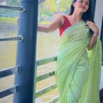 Aparna Das Instagram - An iridescent vision of beauty incorporated with elegance, Seematti the Inside Hunt, is a saga that is weaved with the ebullience of sheer craftsmanship merged with exotic designs. Experience luxury and fashion in the most finest and simplest way! The exuberant and vibrant collection in Seematti has left me in awe!! Don't wait for long, as the festival collection is till Jan 15th only. Avail surprise Xmas gifts from Seematti by taking a screenshot of the code that is added in this post. . . @seemattitextiles . . #insideseematti #seematti