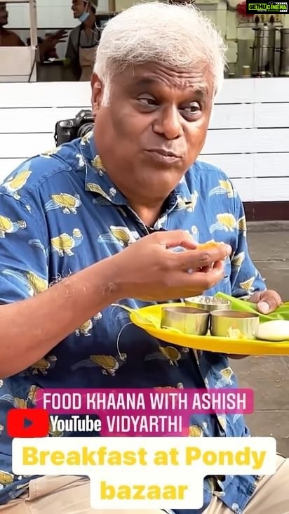 Ashish Vidyarthi Instagram - Super crispy Dosa, Wada and Soft Idli at Geeta Restaurant with @kalyanirohit @indiaglitz_tamil #dosa #idli #reelitfeelit #reelkarofeelkaro #reelsinstagram #chennai #wada #morningvibes #weekend #travel #food #actorvlogger #vlogs #instafood Pondy Bazaar