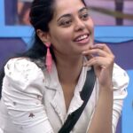 Bindu Madhavi Instagram - White ♥️ Support Bindu Madhavi Login to Disney + Hotstar APP Search for BIGG BOSS NONSTOP CAST YOUR VOTE FOR Bindu Madhavi (10 Votes) #bindumadhavi #bbteluguott #biggboss5 #BiggBossNonStop #biggbossnonstoptelugu