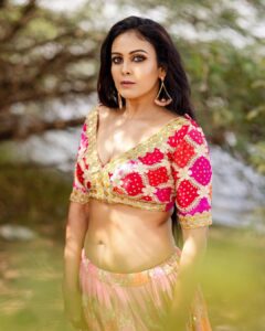 Chandini Tamilarasan Instagram - Move in Silence ,
Only speak when it’s time to say 
CHECKMATE . 

📸 - @charran_lif 
Outfit designed by - @prernaguptascouture 
Makeup - @mua_supriya 
Hair - @prem_hairstyle 

#trending #trendingnow #chandinitamilarasan #chandini #kollywood #tollywood #southactress #actress #india #lehenga #photography #hotmodel #beachphotography #2022 #actor #southmovies #tamil #tamilcinema