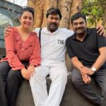 Charmy Kaur Instagram - Staaaar staaaar mega staaaaar 😍😍😍 A total fan moment for myself and #purijagannadh on the sets of #godfather .. @chiranjeevikonidela showered us with his love and best hospitality.. luv u sir 🥰